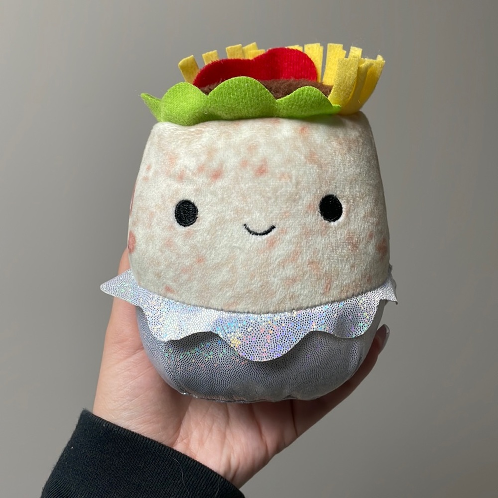 BERNARDO SQUISHMALLOW